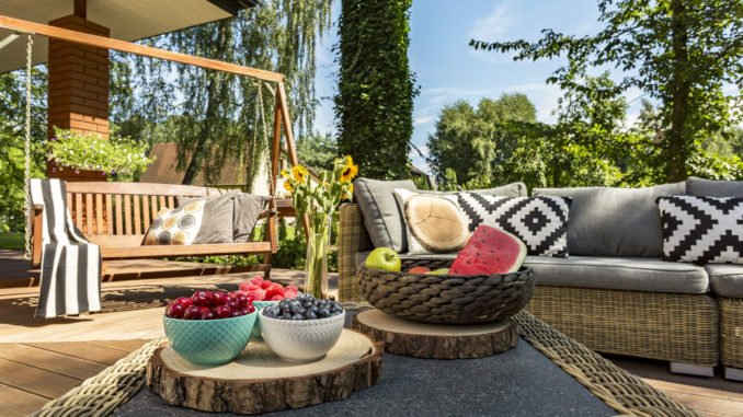 © Photographee.eu - Fotolia.com Terrassen als Hort der Gemütlichkeit