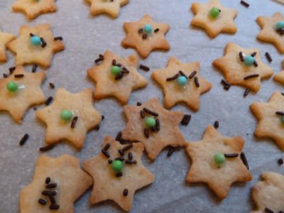 Die von Kinderhand verzierten Plätzchen