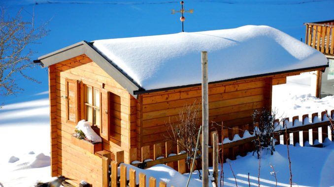 © miss_mafalda - Fotolia.com Gartenhaus im Winter Gartenhaus im Winter