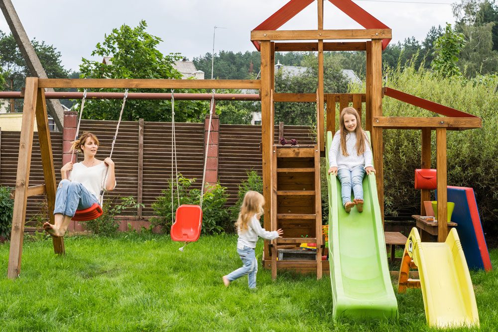 Spielgeräte im Garten